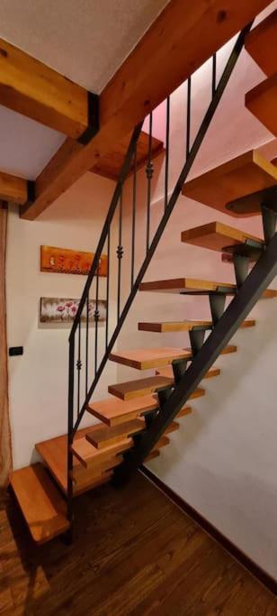Appartamento La Casina Di Chiara リヴォルノ エクステリア 写真